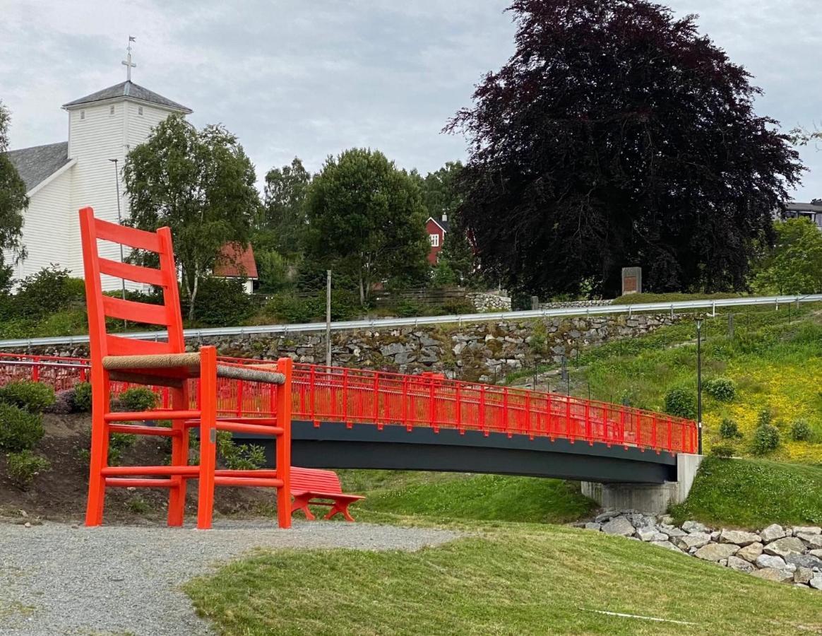 Puntsnes Apartmen Hjelmeland Exterior foto